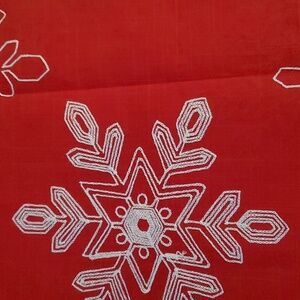 Red Linen Silver Snowflakes Runner